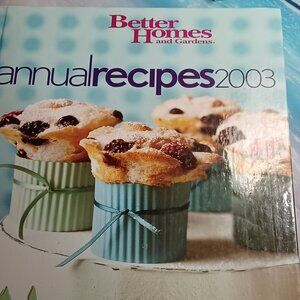 NWT BETTER HOMES AND GARDENS COOKBOOK